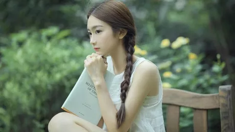 重庆巫溪黄桷树倒掉